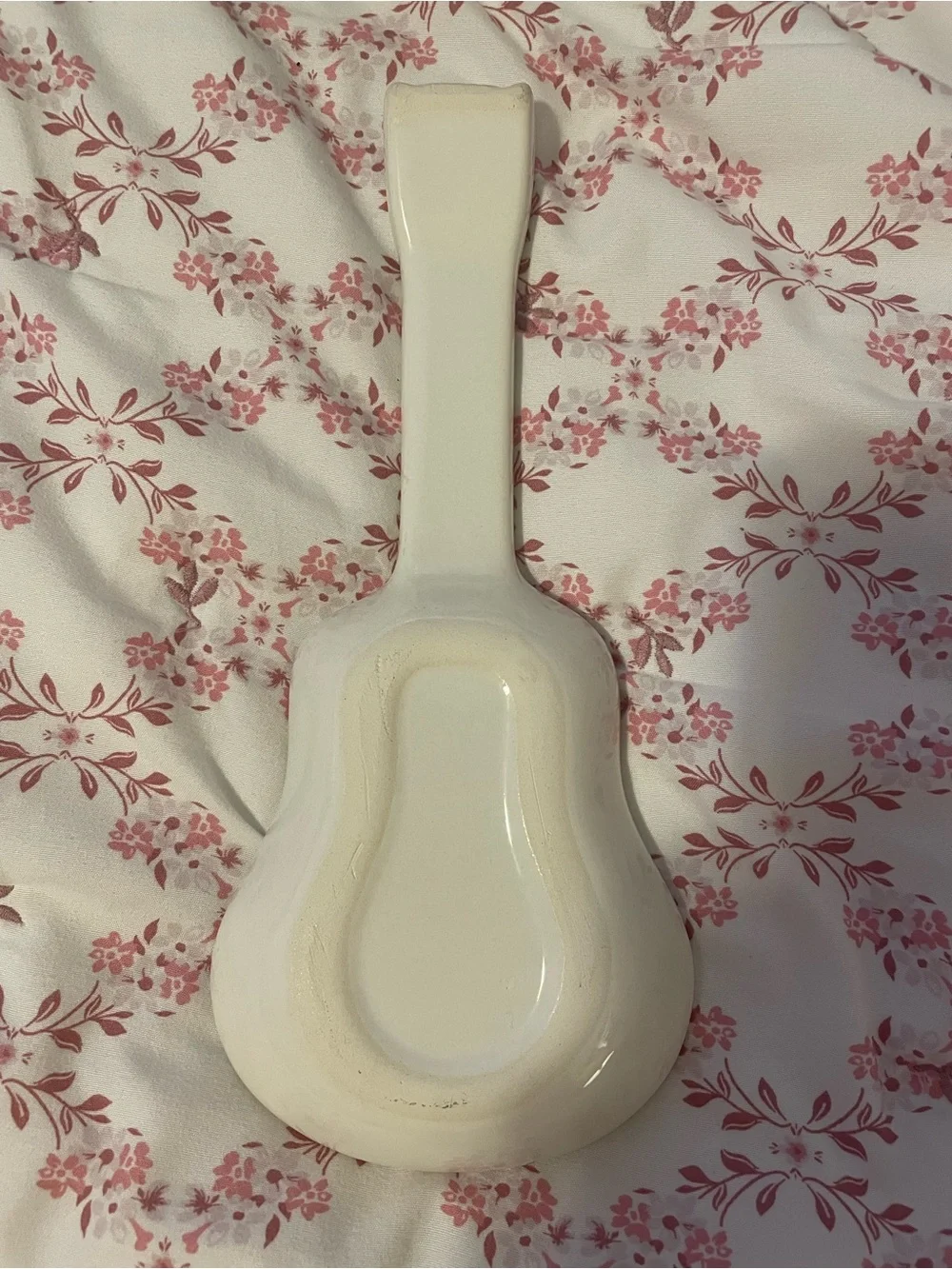 NWOT DOLLY PARTON Ceramic Guitar Spoon Rest